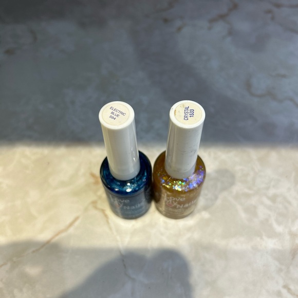 Love my nails | 2 nail polishes - Picture 2 of 2